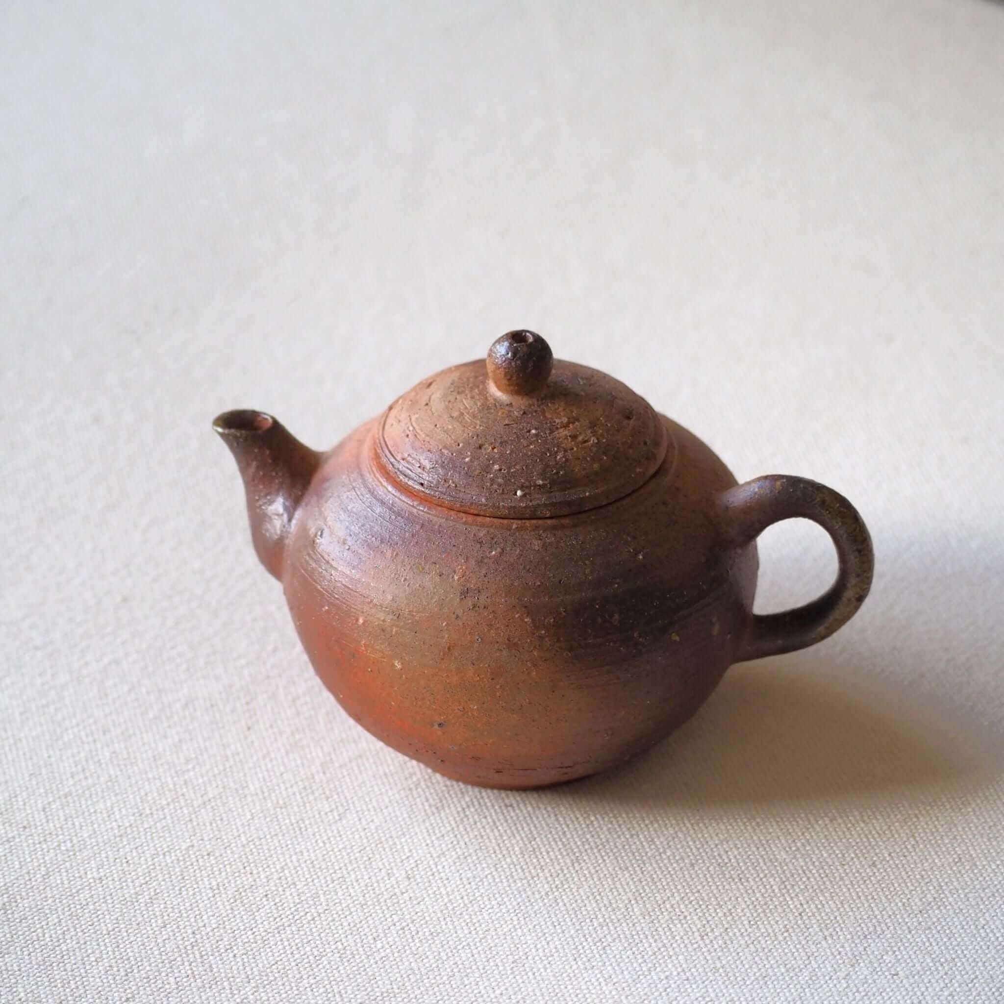 備前 火襷 急須 茶器 友仙 作 煎茶(K-A161) 100％安い - 工芸品