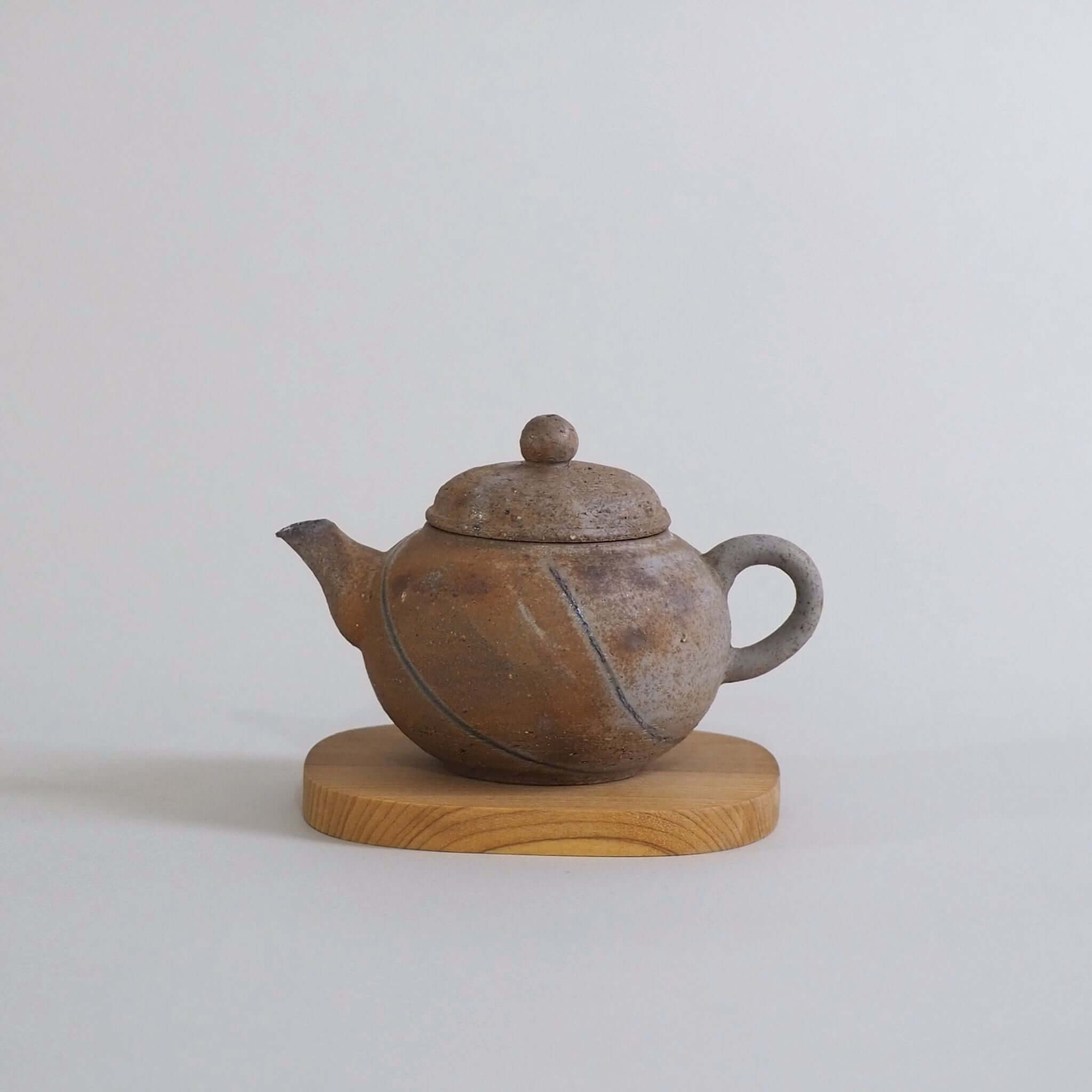 bizen-sesame-teapot-mc1.jpg?v=