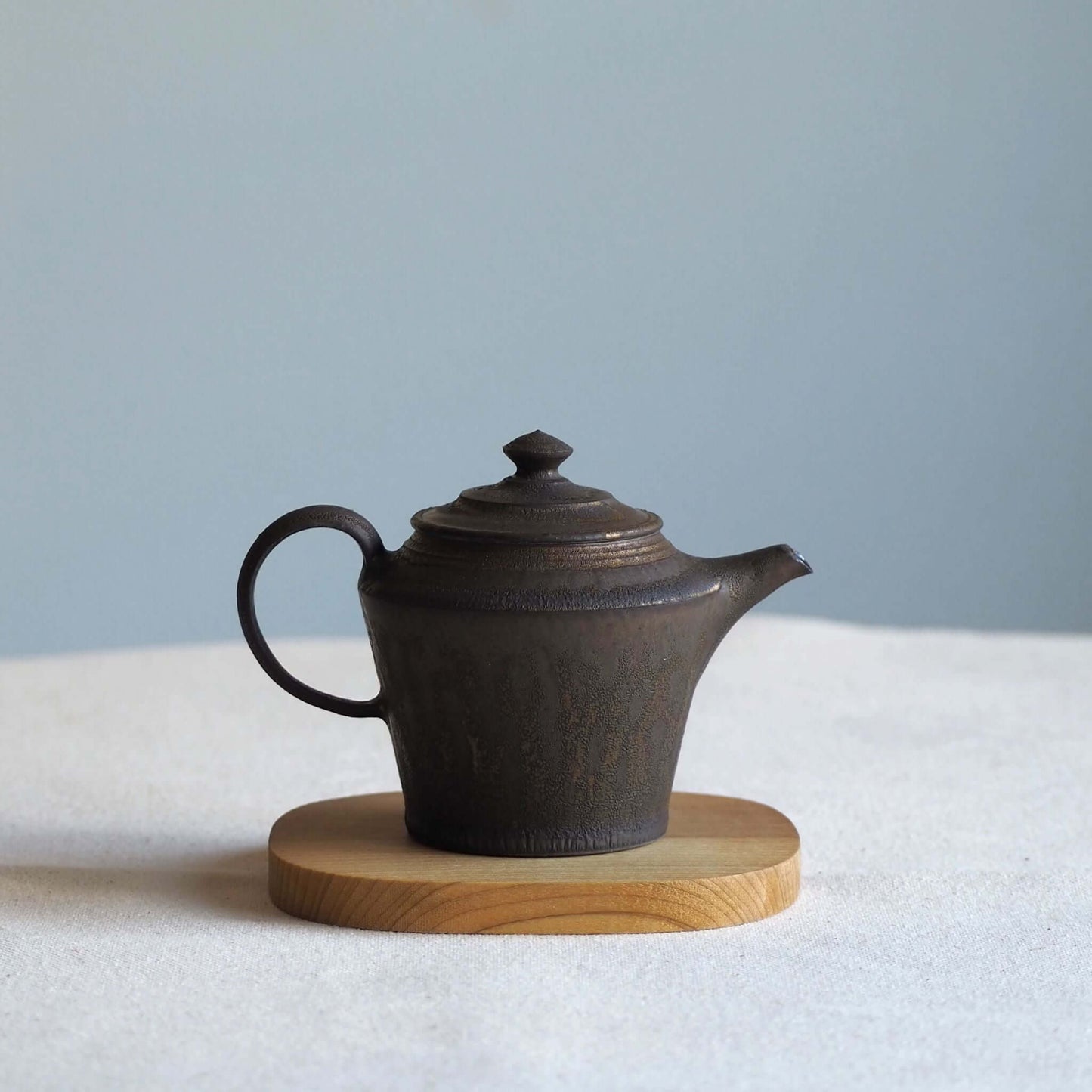 Kyoware black-gold glaze teapot 140ml