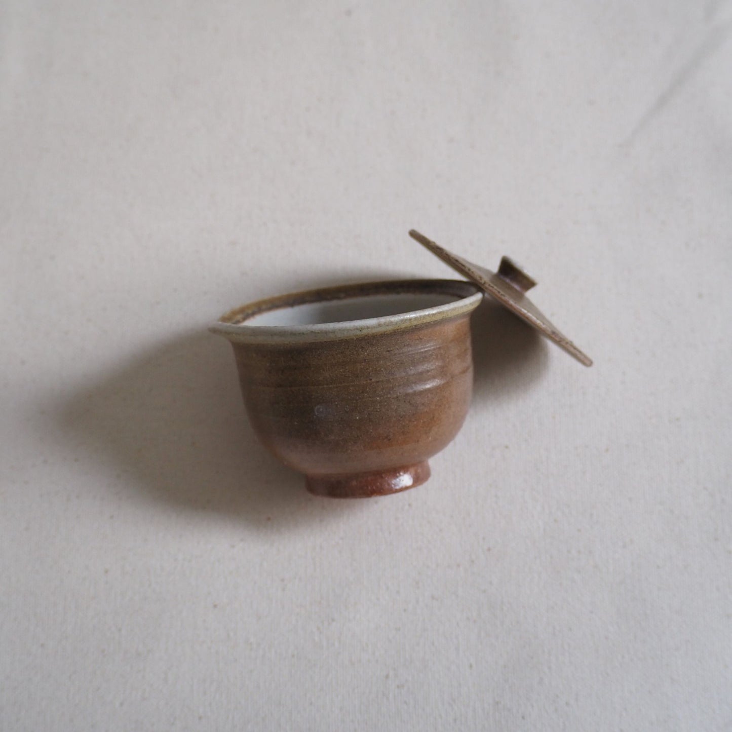 Shigaraki ware Soutouen kiln-change Houhin (100ml)