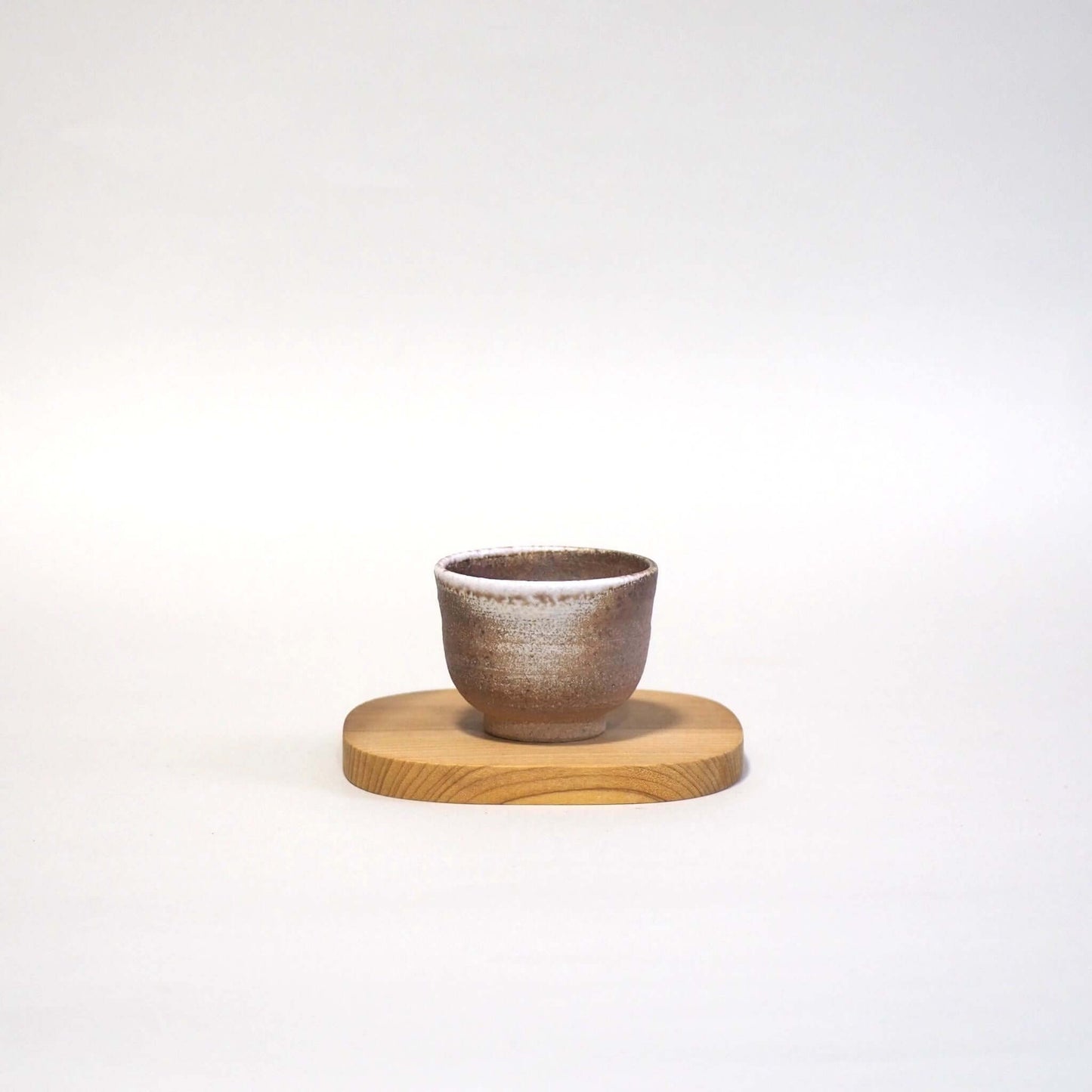 信乐烧，曹洞园出品，煎茶杯，窑烧浅紫色B，60毫升